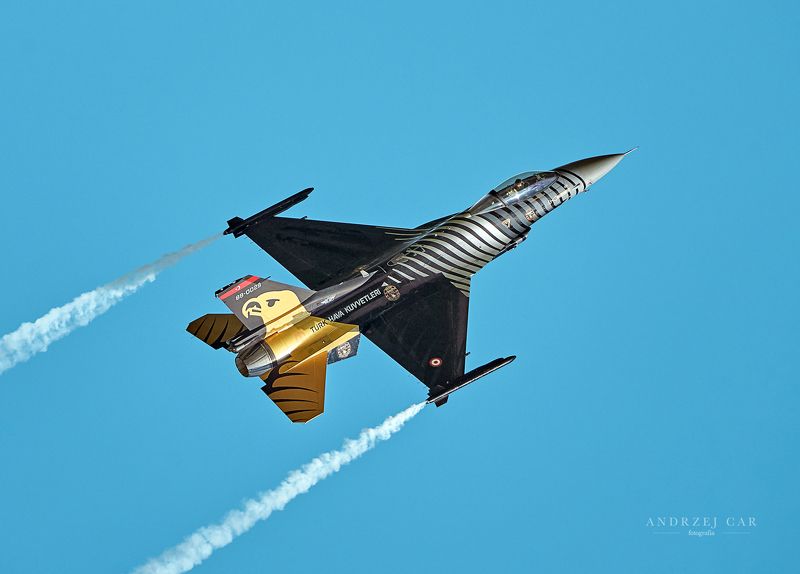 F-16 / SOLO TURK фото превью