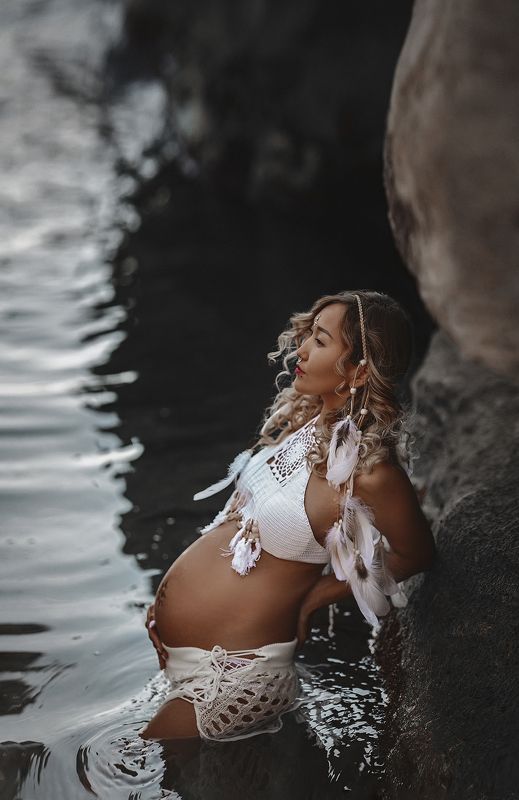 фотосессия в ожидании беременность женский портрет Возрождение фото превью