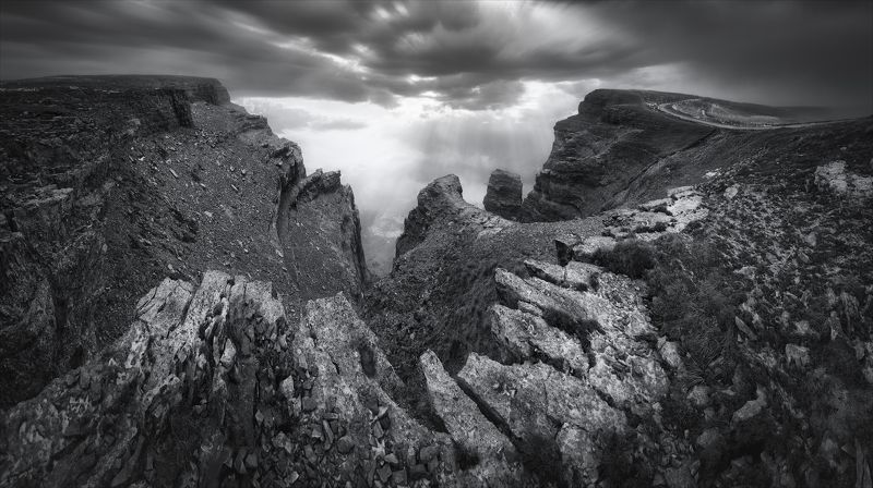 В пасти спящего дракона. фото превью