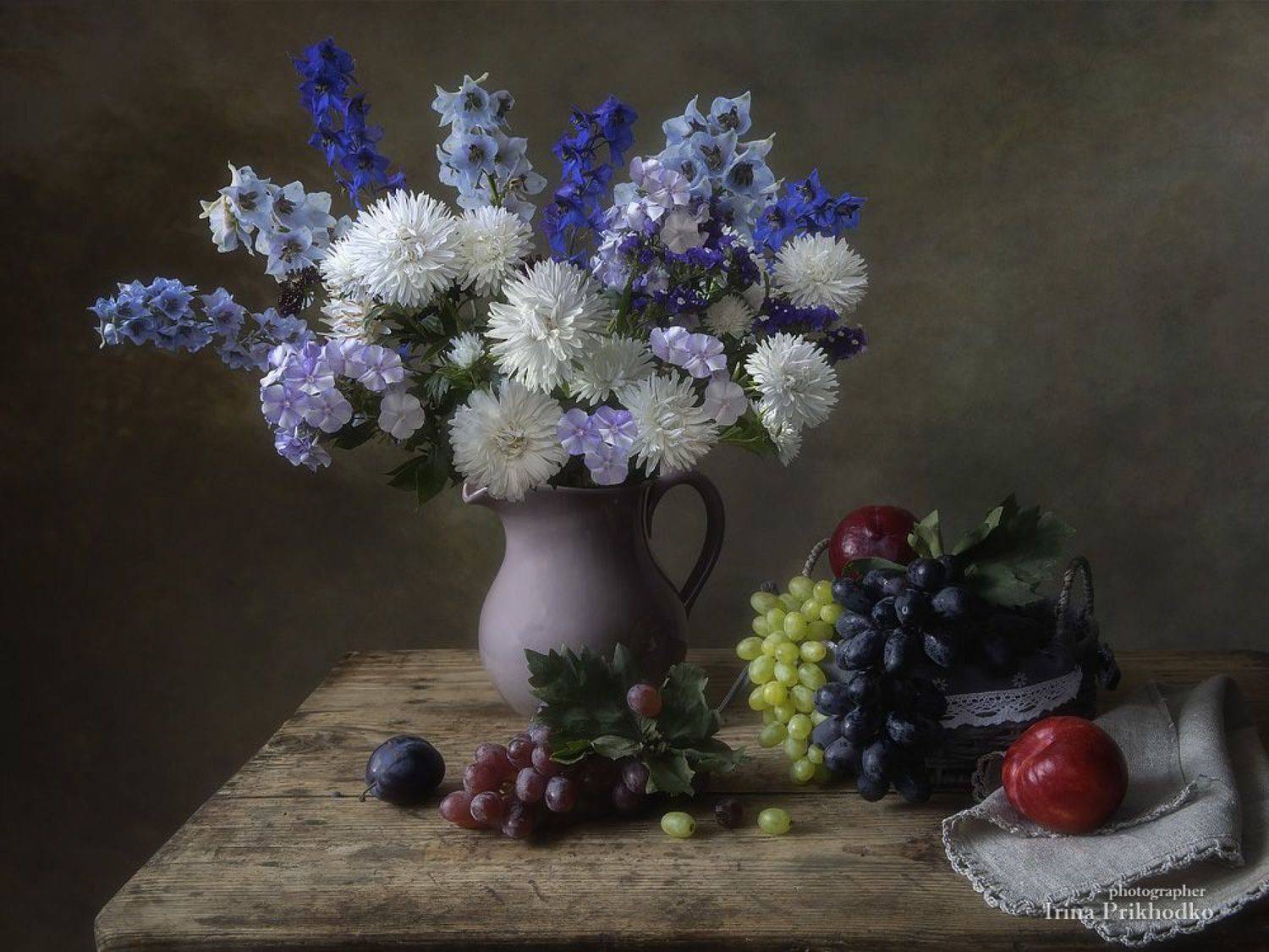 натюрморт, цветы, букеты, садовые, лето, фрукты, Ирина Приходько