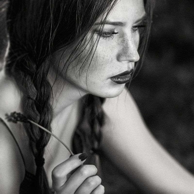 bw, outdoors, park, people, portrait, square, sunlight Deeps of superb фото превью