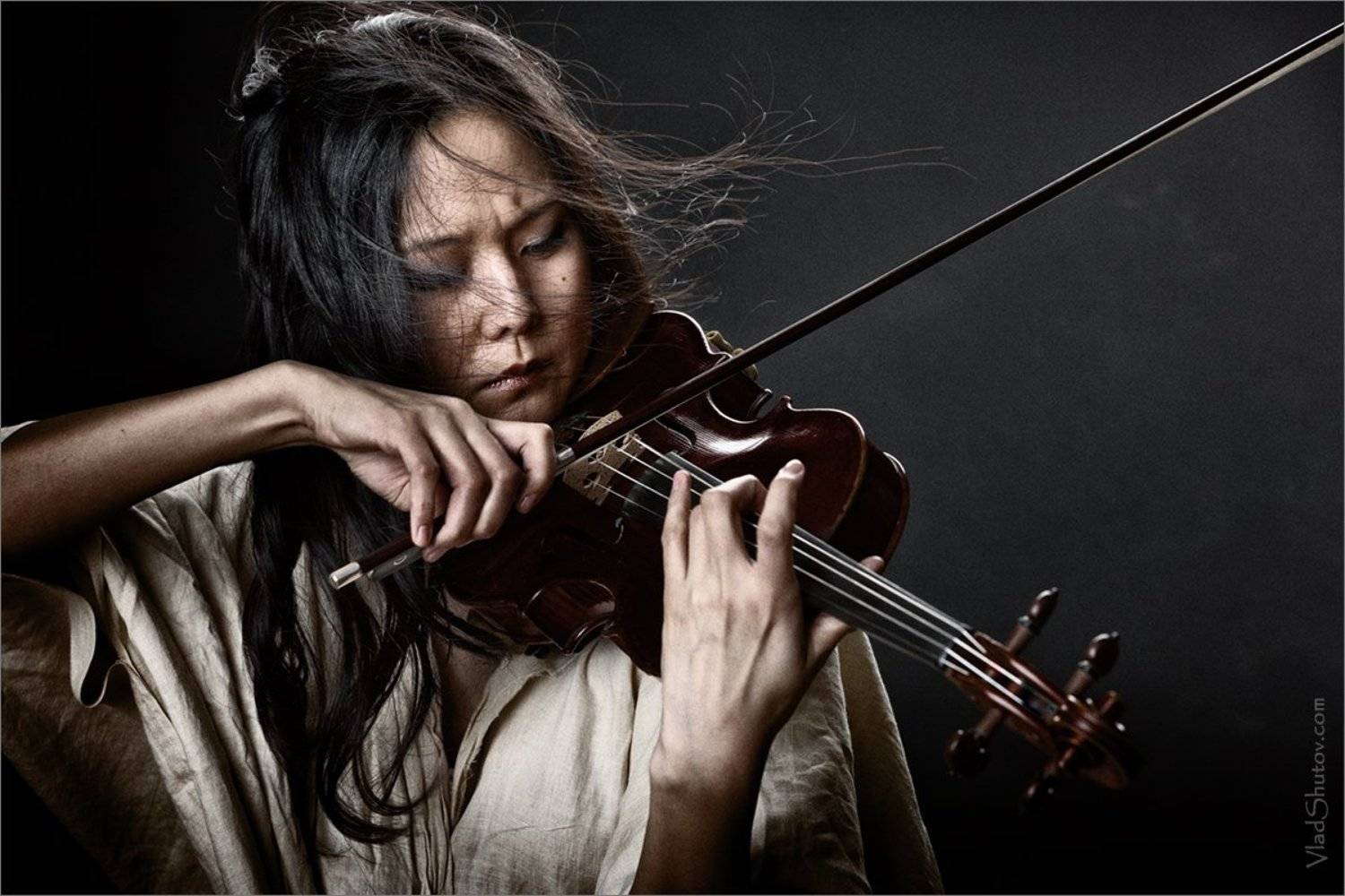 , Влад Шутов