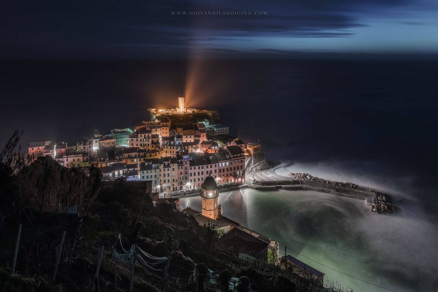 italy, liguria, cinque terre, vernazza, la spezia, mediterranean, unesco, village, town, long exposure, nightscape, sea, village, city,  night, sky, cloud, light, panorama, coast, landscape, amazing, scenic, travel, destination, color, Giovanni Laudicina