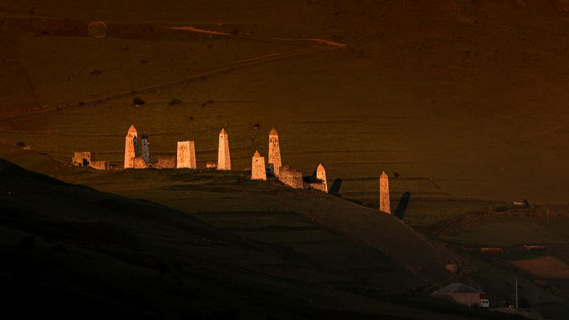 russia, ingushetia, tower, towers, landscape, mountains Ersi Watch Towers, Ingushetia, Russia фото превью