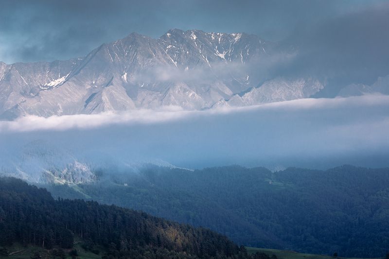 кавказ, ингушетия Парящие в воздухе фото превью