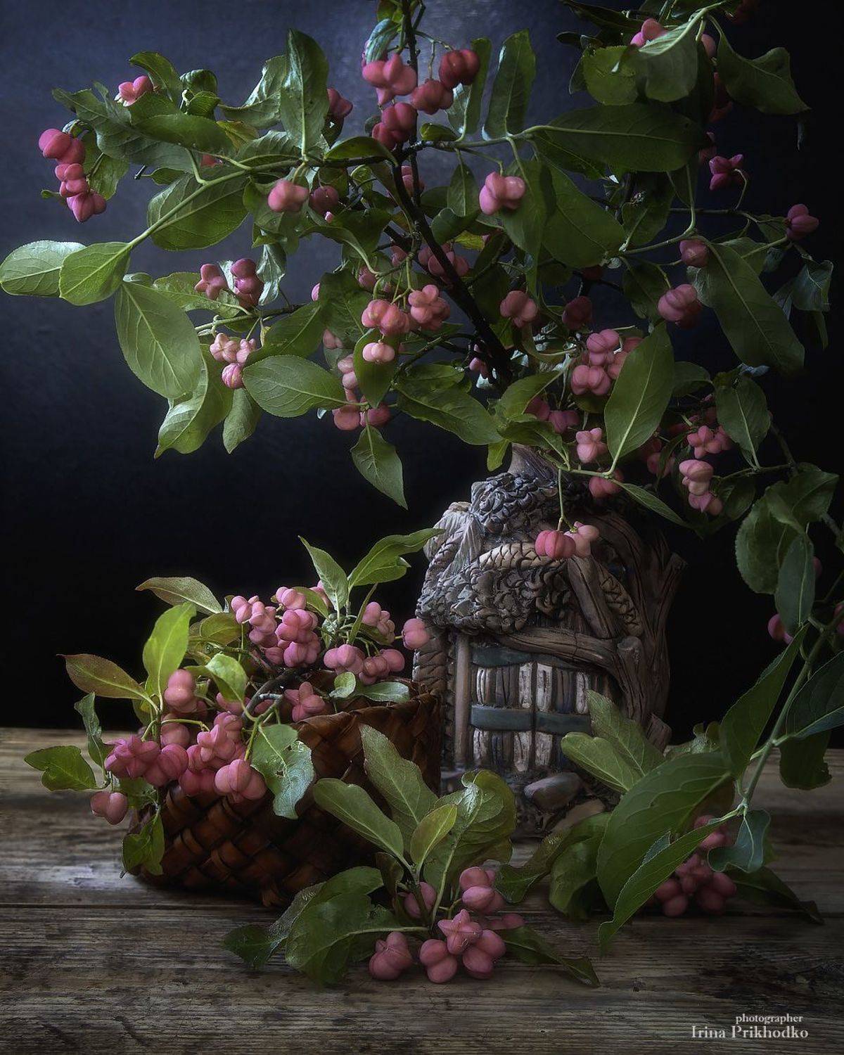 натюрморт, осень, кустарники, букеты. ветки, бересклет, плоды, винтажный, Ирина Приходько