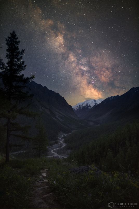 млечный путь, астрофотография, ночь, алтай, горный алтай Млечный путь над долиной р. Маашей фото превью