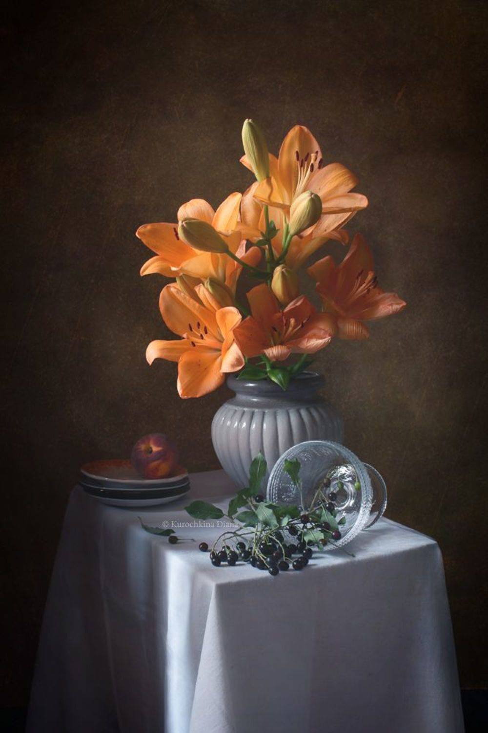 натюрморт, цветы, букет, лилии, июль, черемуха, персик, Курочкина Диана