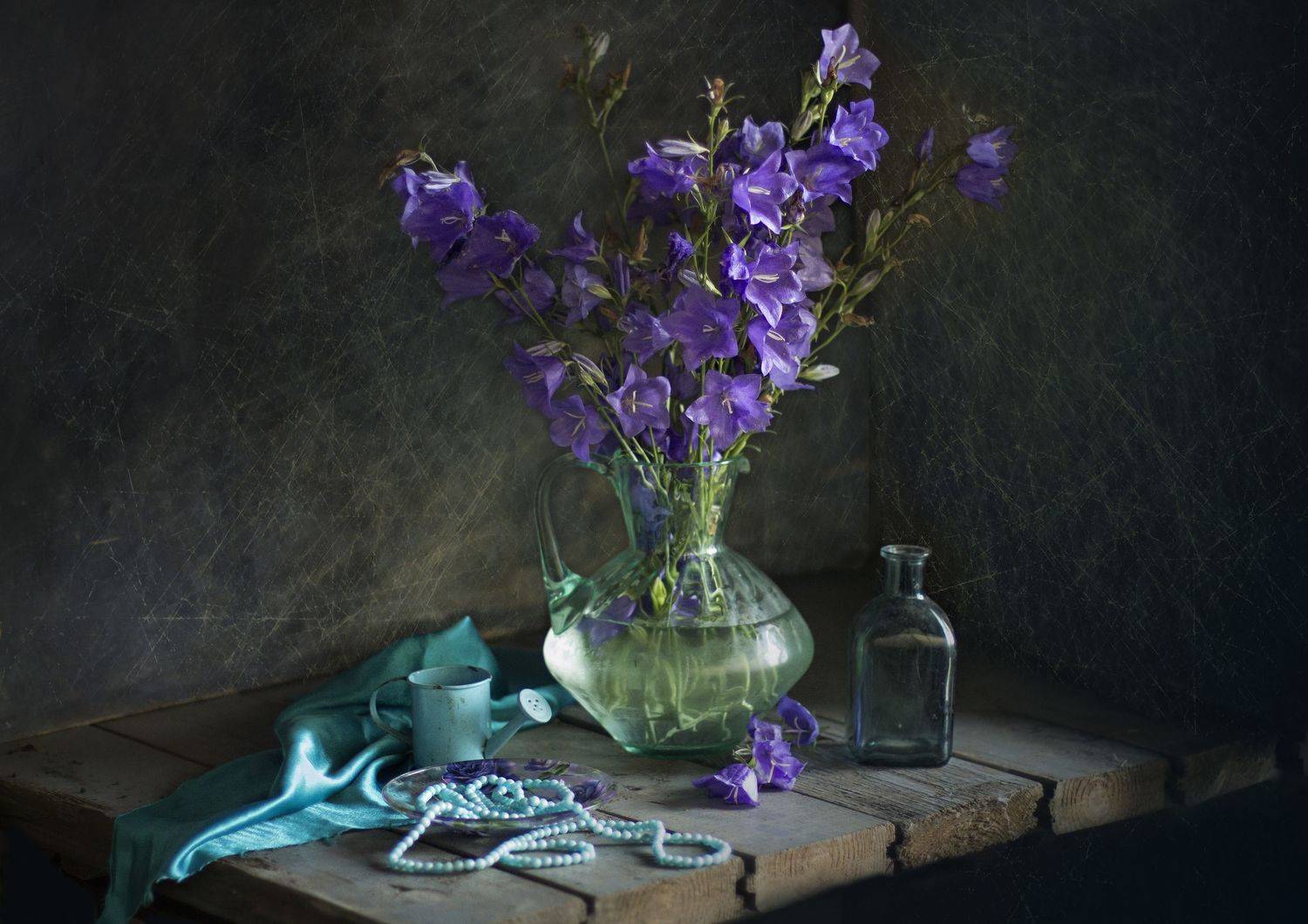 колокольчики, натюрморт, Лионелла Зимина