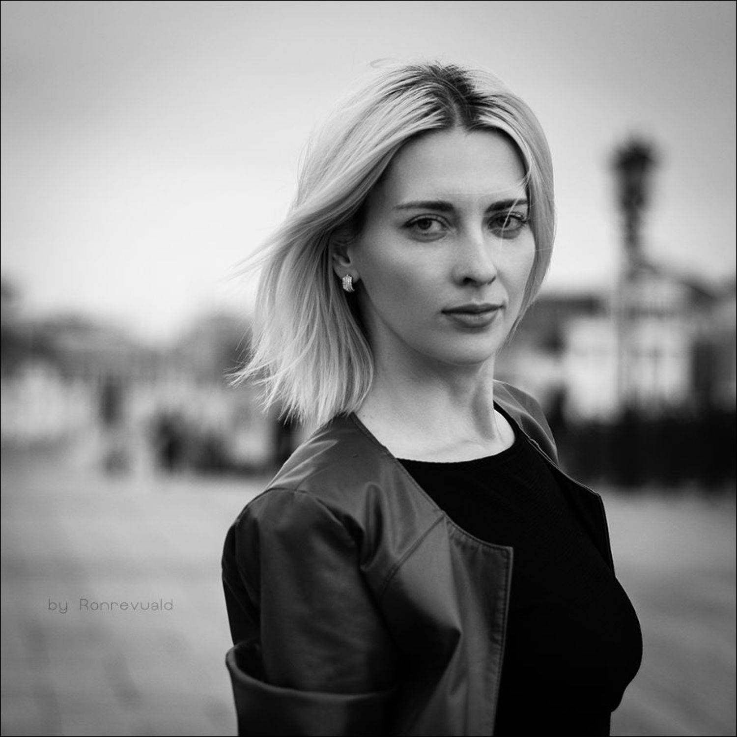 girl,woman,eyes,beauty,portrait,fashion,light,девушка,портрет,москва,свет, глаза, Ronrevuald