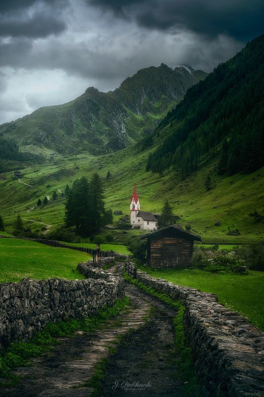alps, mountains, moody Church in Alps фото превью