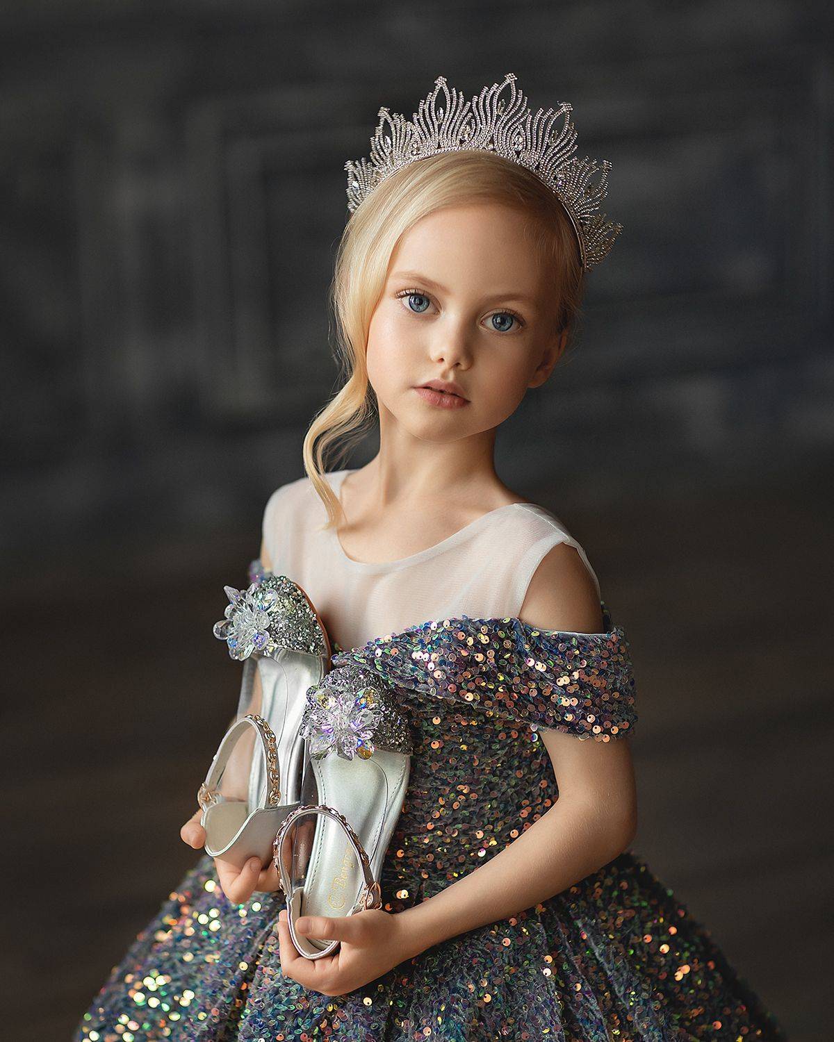 , Елена Михайлова