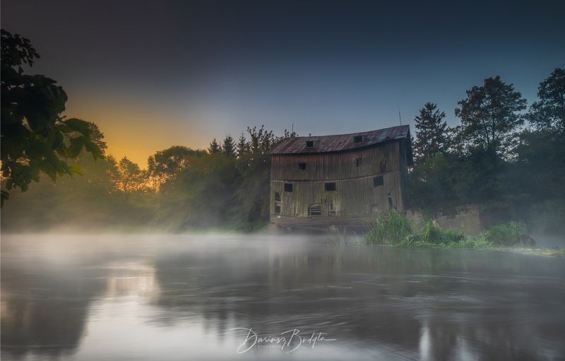 Old mill фото превью
