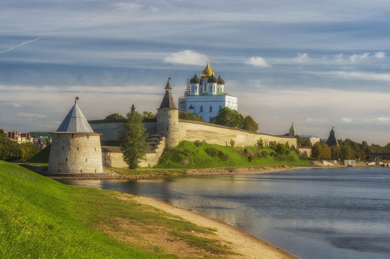 Псковский кремль... фото превью