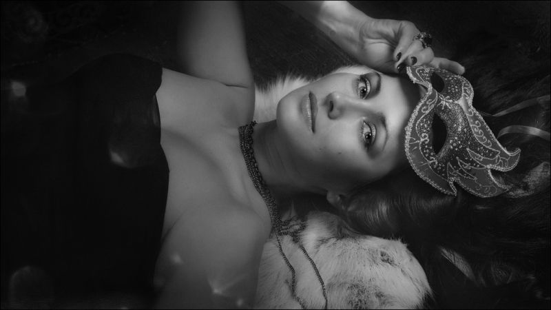 ---= ver. b & w =--- фото превью