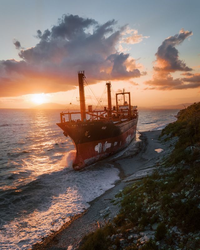 россия, russia, море, черное море, корабль, sea, black sea Балкер РИО на берегу Черного Моря фото превью