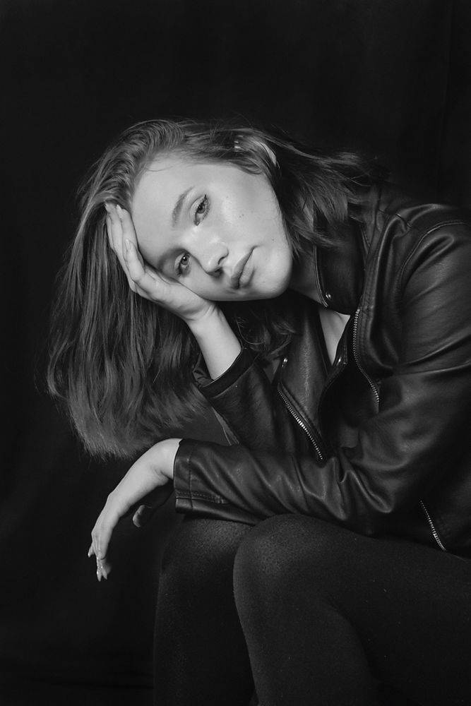 девушка, портрет, глаза, взгляд, волосы, чб, апатиты, Николай Смоляк