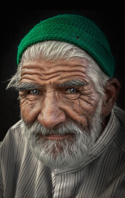 #clothing #forehead #portrait #people Indifferent  фото превью