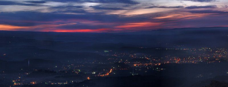 кисловодск, малое седло, холмы, туман с гор, ночь Кисловодск отходит ко сну фото превью