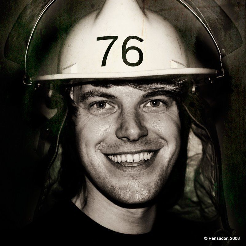 андрей, каска 76 фото превью