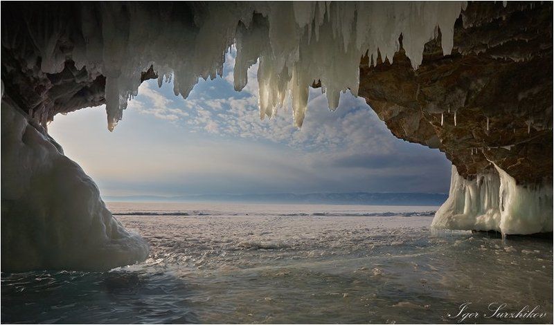 байкал, зима, лёд, грот Грот фото превью