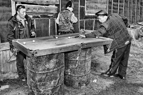 Бильярдный клуб на дальней фактории..