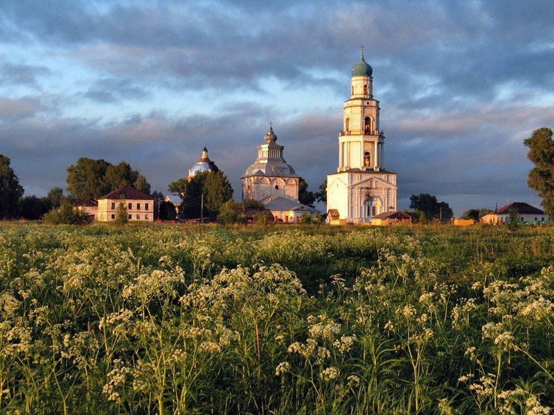 золото, закат ,церковь Вечерне-церковная фото превью