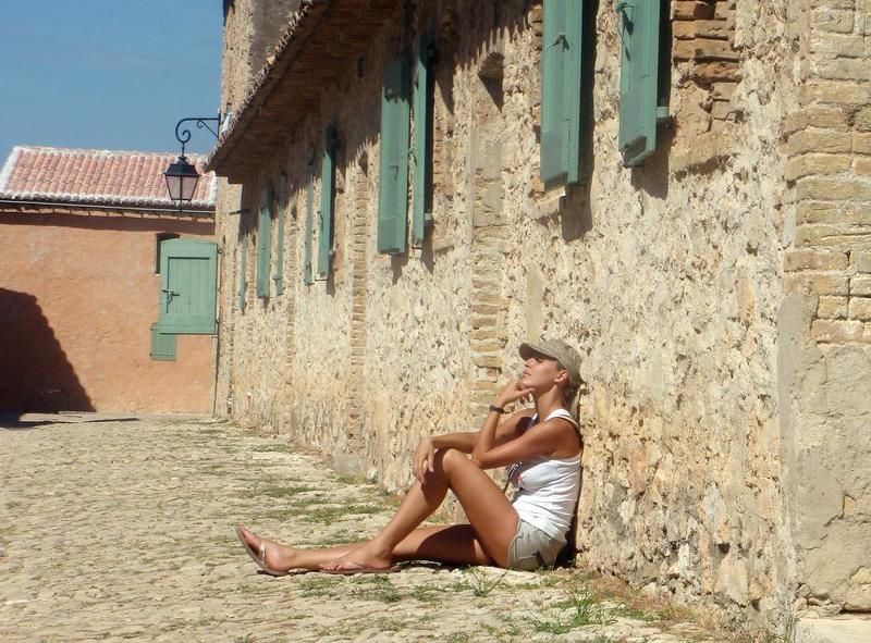 Знойный полдень или сиеста в Каннах фото превью