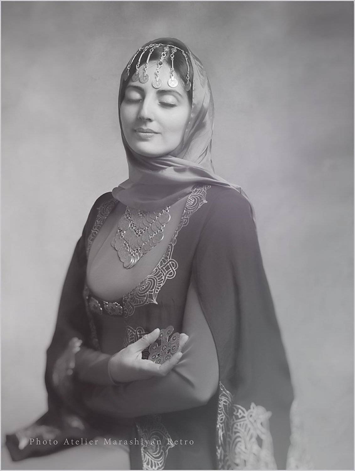 Woman, Emma Marashlyan