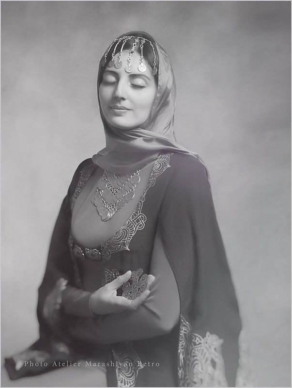 Woman *** фото превью