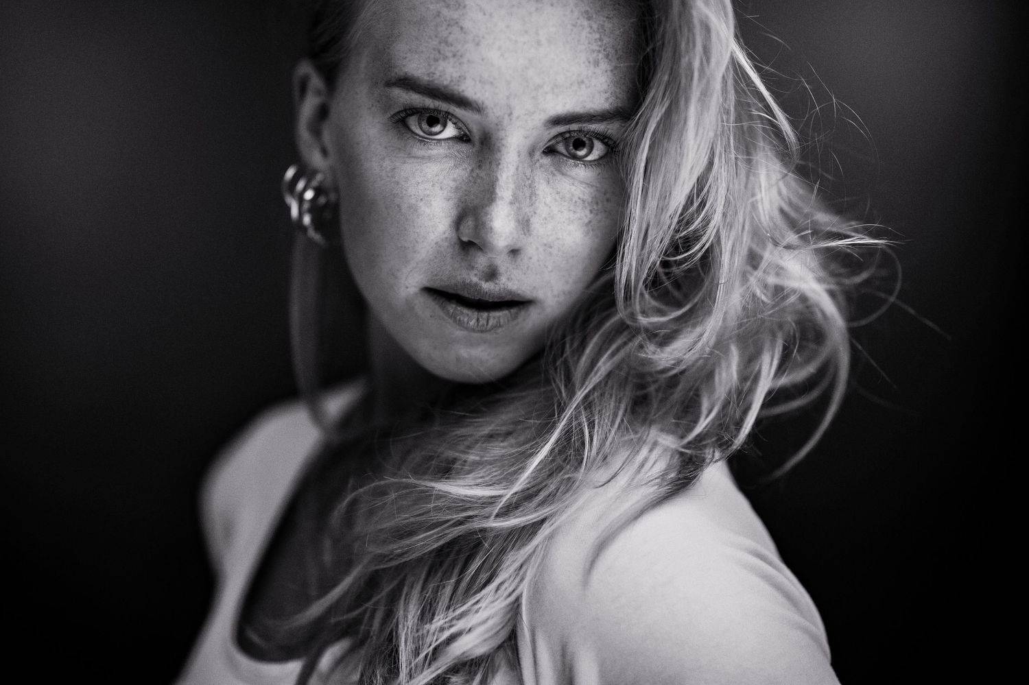 beauty, female, woman, eyes, black, white, studio, portrait, canon, godox, hair, nose, lips, Rene Kuipers