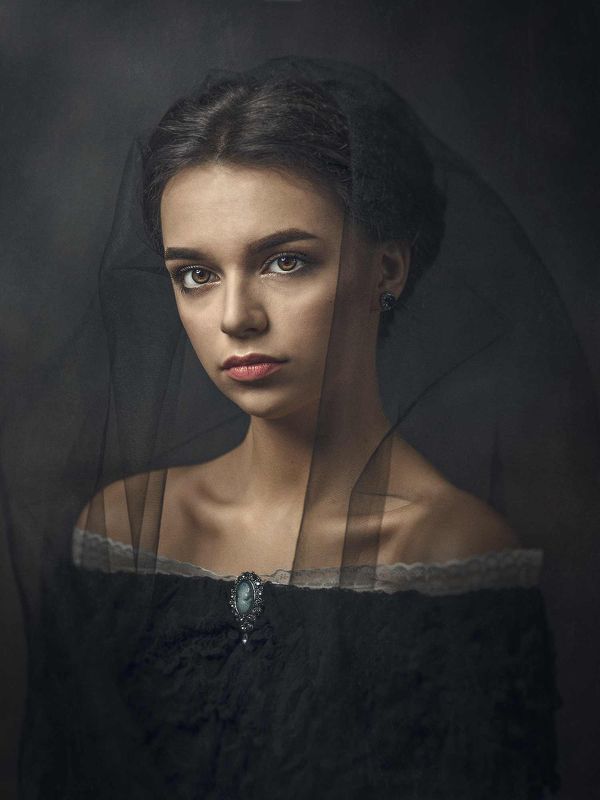 Dolores фото превью