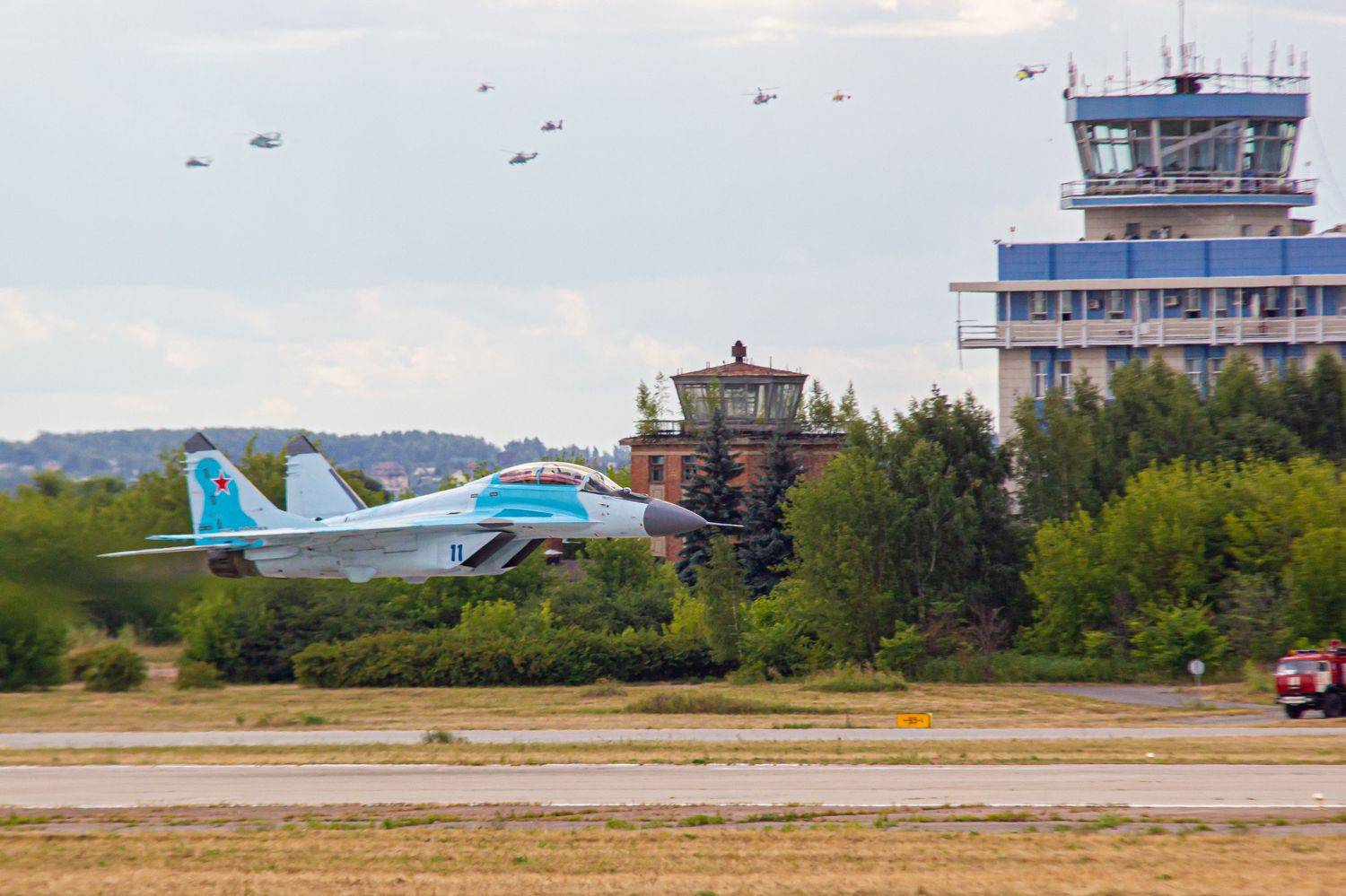 самолет, облака, истребитель, СУ, МИГ, скорость, истребители, вооружение, россия, ВВС, самолеты, гром, Сергей Лашнев