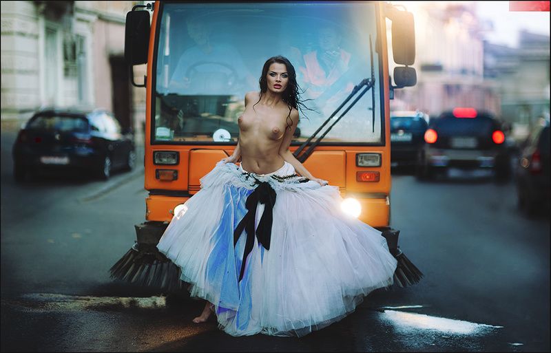 Maundy Morning © фото превью