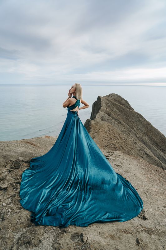 girl, portrait, krym, sea, sky, dress, sexy, beauty, mirrorless, sony a7 III, sony 24-70/4 OSS ZA, kirill sokolov, мыс хамелеон, крым, девушка, портрет, платье Ksenia фото превью