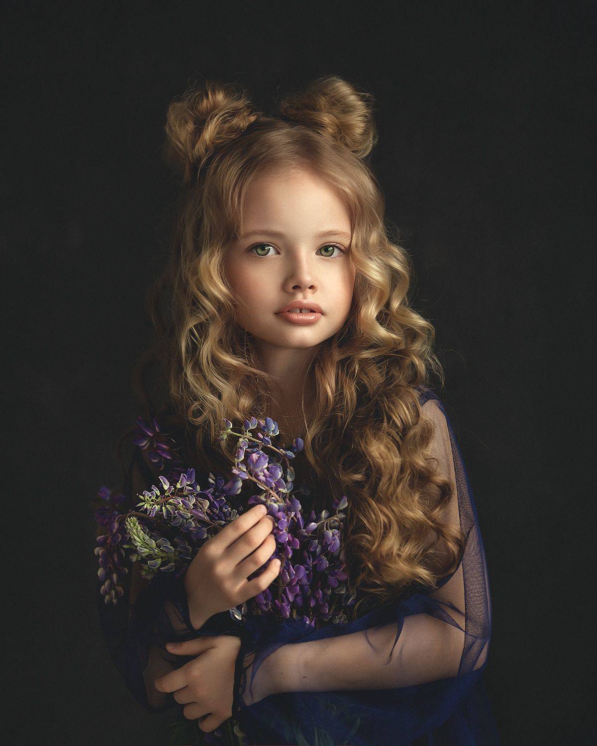 , Елена Михайлова