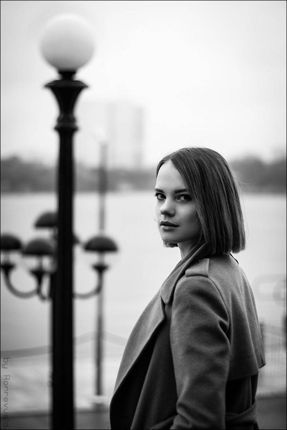 girl,woman,eyes,beauty,portrait,fashion,light,девушка,портрет,москва,свет, глаза,bw,blackandwhite,black&white,чб,чернобелое, Ronrevuald