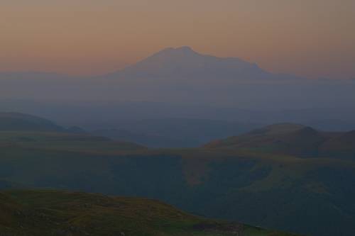 Предрассветная минута