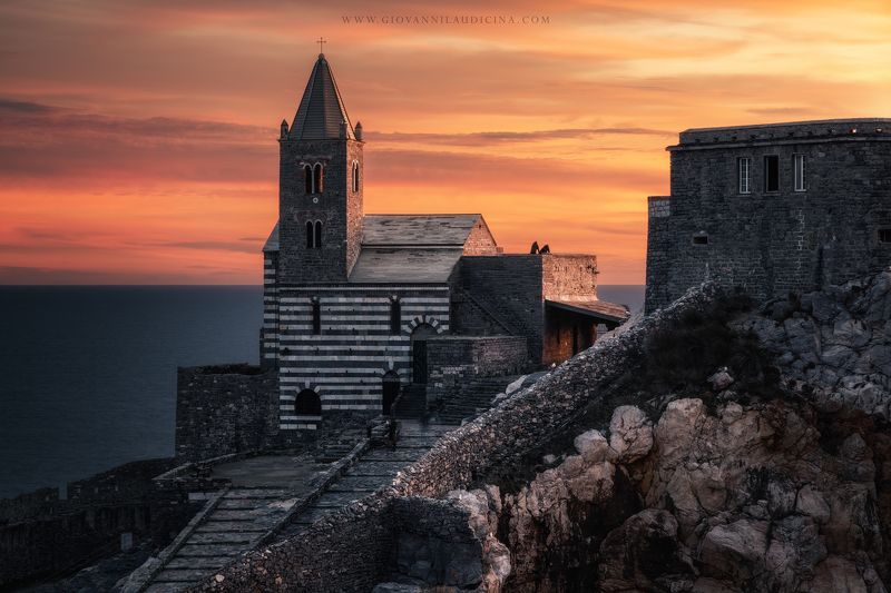italy, liguria, portovenere, gulf of poets, la spezia, mediterranean, long exposure, sea, rock, sky, cloud, light, coast, landscape, amazing, scenic, travel, destination, coastline, natural, outdoor, sunset, church, unesco The Light on the Church фото превью