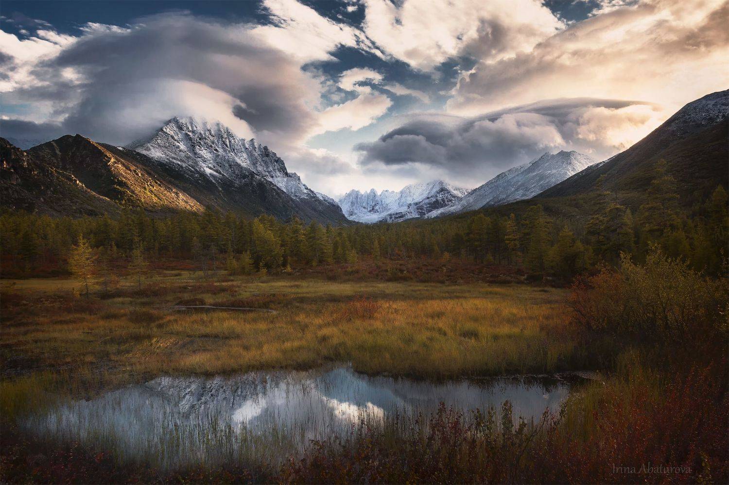 Колыма, Магадан, озеро Джека Лондона, осень, облака, Ирина Абатурова