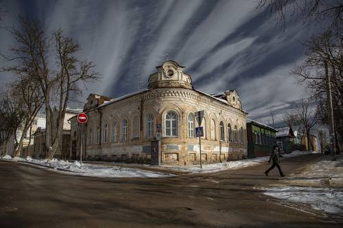 По старым улочкам бродя...