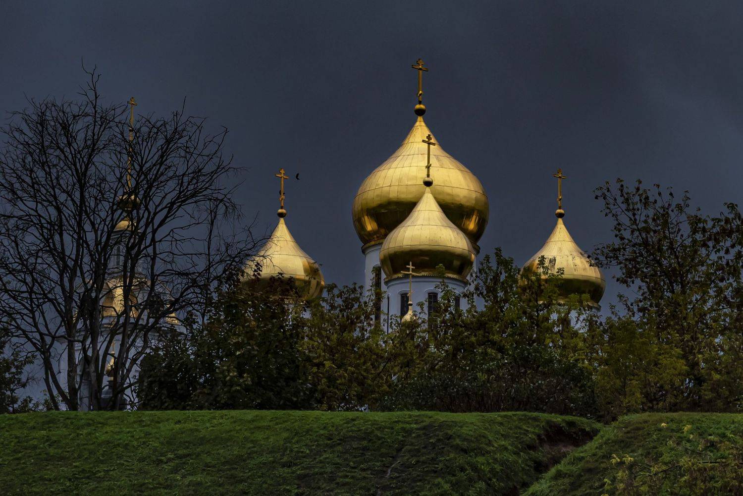 дождь, вечер, дмитров, кремль, Владимир Штыриков