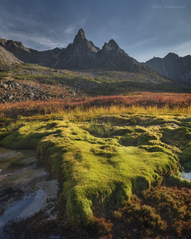 Колыма, Магадан, озеро Джека Лондона, осень Пик Челленджер фото превью