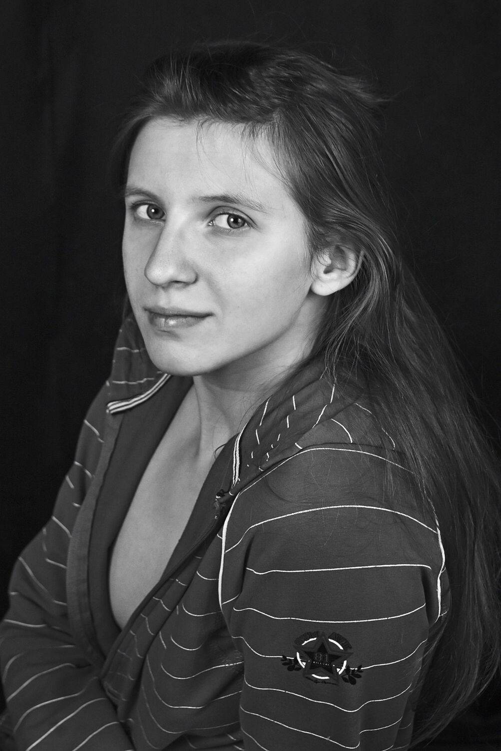 девушка, портрет, глаза, взгляд, волосы, чб, апатиты, Николай Смоляк