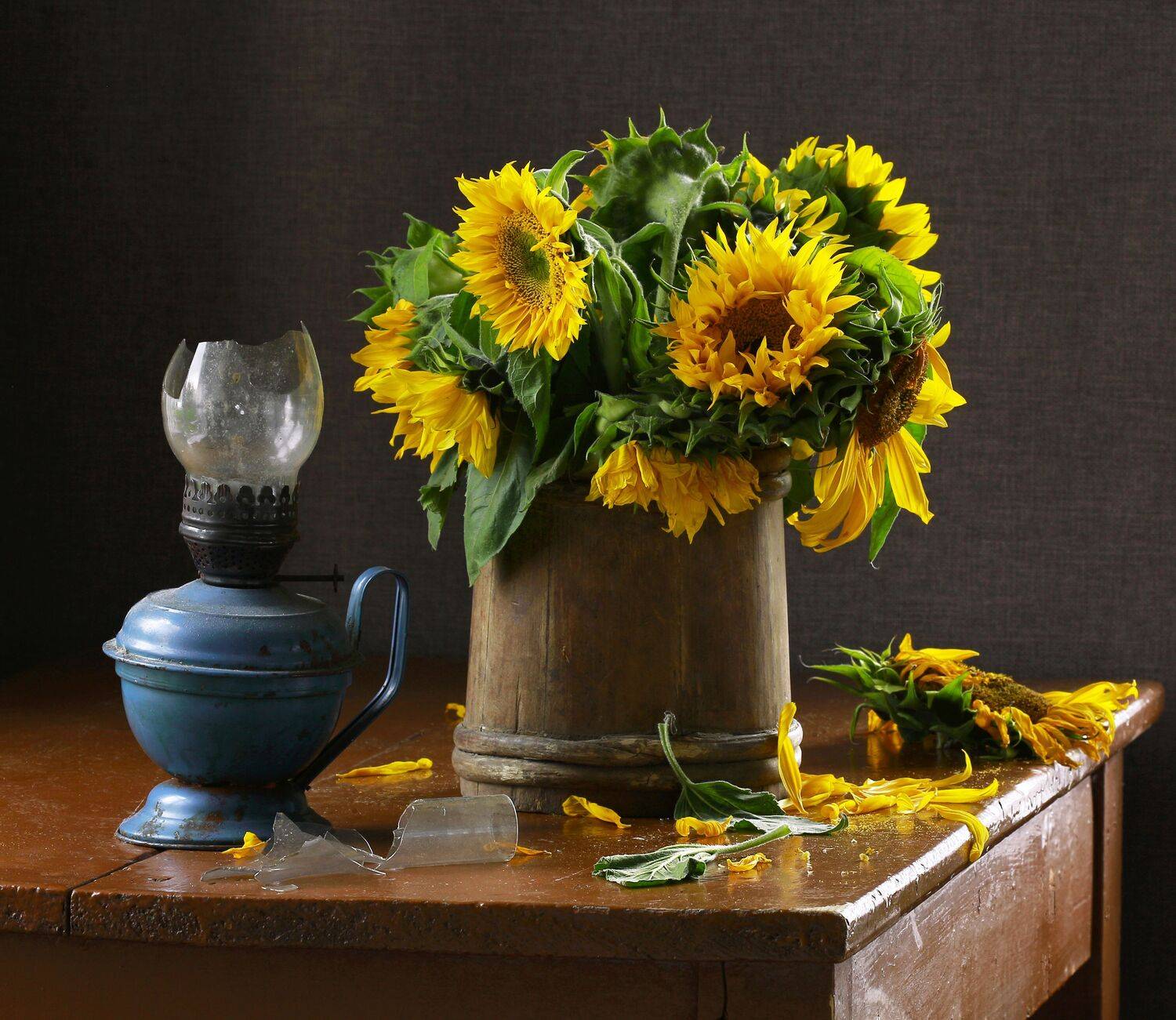 натюрморт, фотонатюрморт, лето, осень, лампа,  подсолнухи, наталья казанцева, Наталья Казанцева