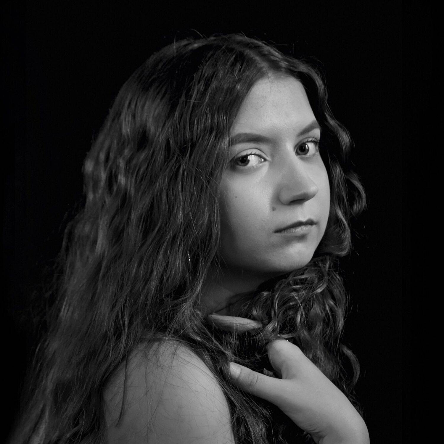 девушка, портрет, глаза, взгляд, волосы, чб, апатиты, Николай Смоляк