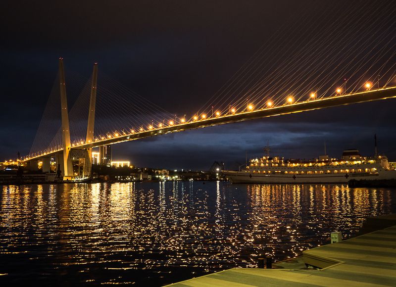 Light фото превью