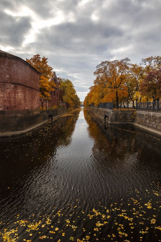 осень, город, пейзаж, канал, утро, кронштадт Прогулки по осени. Кронштадт фото превью