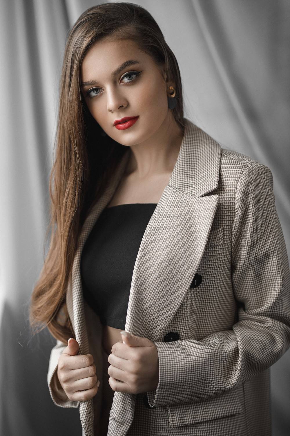 девушка, модель, портрет, фотосессия, студия, макияж, гламур, girl, model, modeling, young, portrait, make-up, творческий портрет, женский портрет, woman, young woman, glamour, постановка, постановочная фотография, fashion, Владимир Васильев