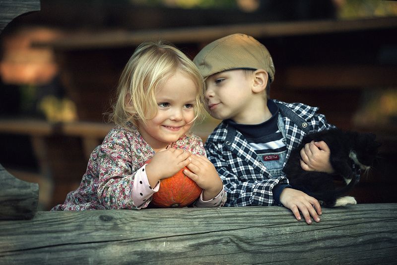 девочка, мальчик Каролинка и Маркуша фото превью